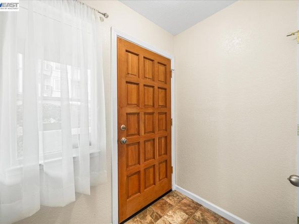 20980 Birch C, Hayward CA 94541