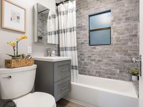 6211 Valley View Rd, Oakland CA 94611