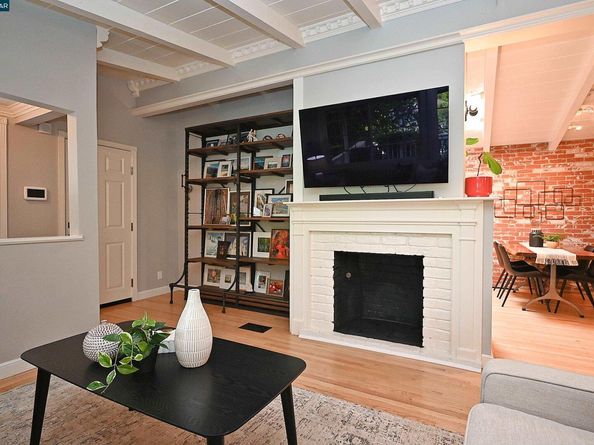 15 Vista Hermosa, Walnut Creek CA 94597