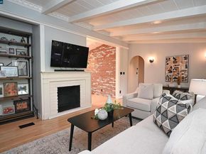 15 Vista Hermosa, Walnut Creek CA 94597