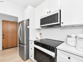 39931 Cedar Blvd 309, Newark CA 94560
