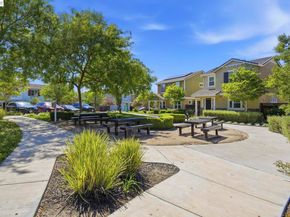2332 Carbondale Way, Dublin CA 94568