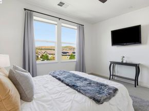 2332 Carbondale Way, Dublin CA 94568