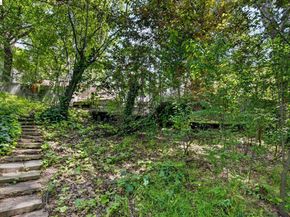 6301 Hillmont Drive, Oakland CA 94605