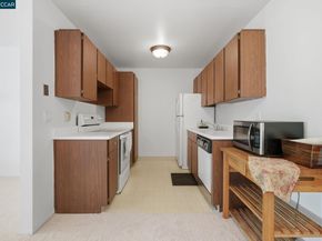 1473 Marchbanks Dr 4, Walnut Creek CA 94598