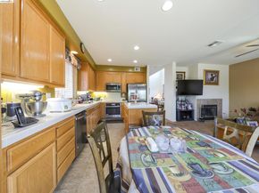 3436 Chaplet St, San Leandro CA 94577
