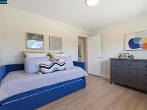 1525 American Beauty Dr, Concord CA 94521