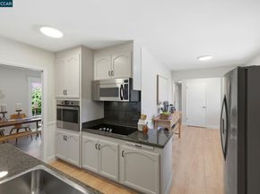 1525 American Beauty Dr, Concord CA 94521