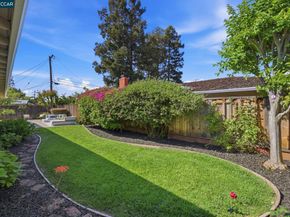 1525 American Beauty Dr, Concord CA 94521