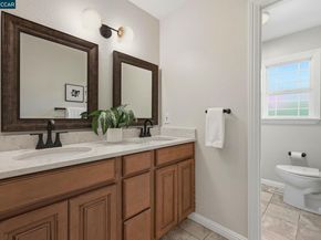 1525 American Beauty Dr, Concord CA 94521