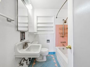 2257 Park Blvd, Oakland CA 94606