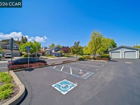 4901 Keller Ridge Dr, Clayton CA 94517