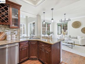 44 Summer Hill Ct, Danville CA 94526