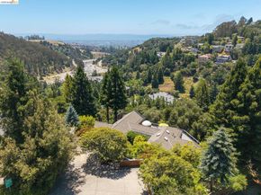 2223 Tunnel Rd, Oakland CA 94611