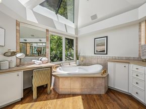 2223 Tunnel Rd, Oakland CA 94611