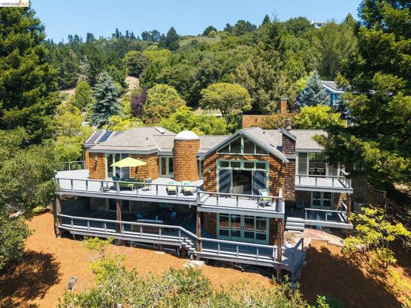 2223 Tunnel Rd, Oakland CA 94611
