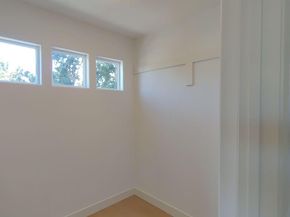 917 1St St, Rodeo CA 94572