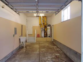 917 1St St, Rodeo CA 94572