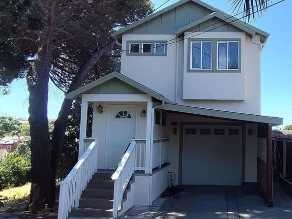 917 1St St, Rodeo CA 94572