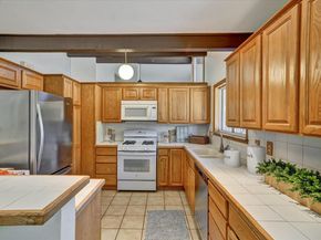 2826 Wright Ave, Pinole CA 94564