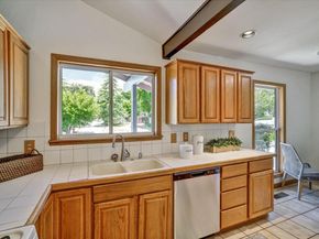 2826 Wright Ave, Pinole CA 94564