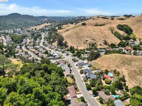 2826 Wright Ave, Pinole CA 94564