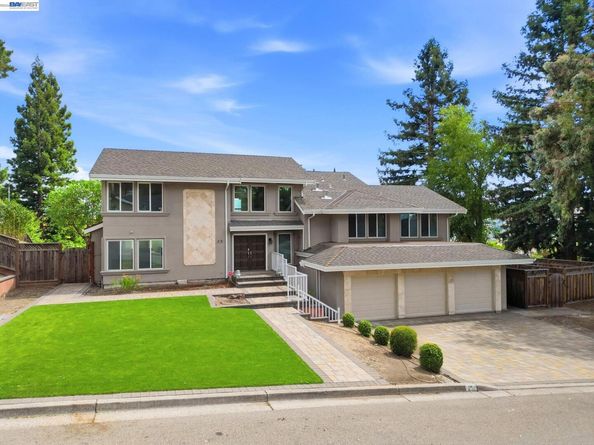 25 Portsmouth Ct, San Ramon CA 94582