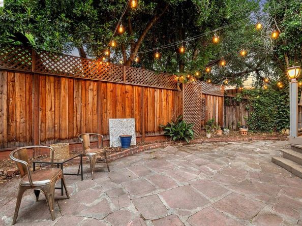 4336 Fleming Avenue, Oakland CA 94619