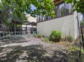 1227 E 33Rd St, Oakland CA 94610
