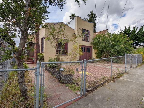 1227 E 33Rd St, Oakland CA 94610