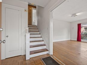 1227 E 33Rd St, Oakland CA 94610