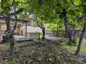 1227 E 33Rd St, Oakland CA 94610