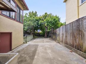 1227 E 33Rd St, Oakland CA 94610