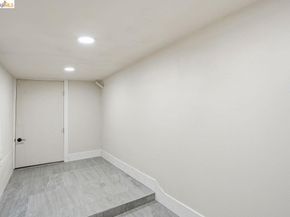 2469 Potter St, Oakland CA 94601