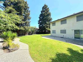 4864 Shadowfalls Dr, Martinez CA 94553