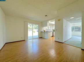 4864 Shadowfalls Dr, Martinez CA 94553