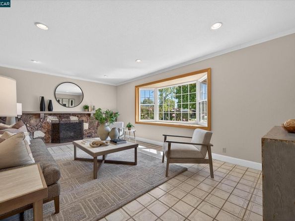 131 Corte Del Prado, Walnut Creek CA 94598