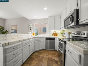 210 Ivywood Dr, Walnut Creek CA 94598