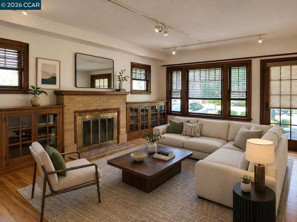 1258 Pine St, Palo Alto CA 94301