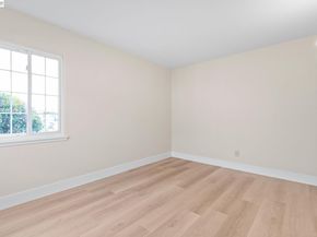 246 Tunis Rd, Oakland CA 94603