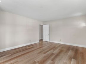 246 Tunis Rd, Oakland CA 94603