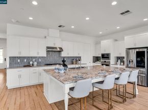 6937 Atlas Peak Dr, Dublin CA 94568