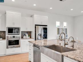 6937 Atlas Peak Dr, Dublin CA 94568