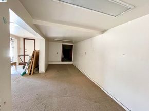 2517 Webb Ave, Alameda CA 94501