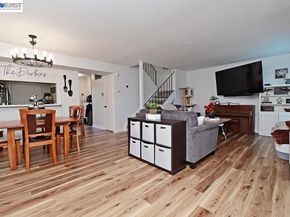 25105 Vista Greens Ct, Hayward CA 94541