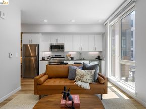 260 Brooklyn Basin Way 564, Oakland CA 94606