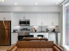 260 Brooklyn Basin Way 564, Oakland CA 94606