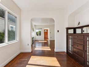 978 43Rd St, Oakland CA 94608