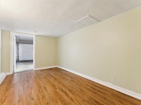 978 43Rd St, Oakland CA 94608