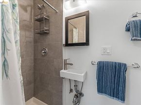 2148 Curtis St, Berkeley CA 94702